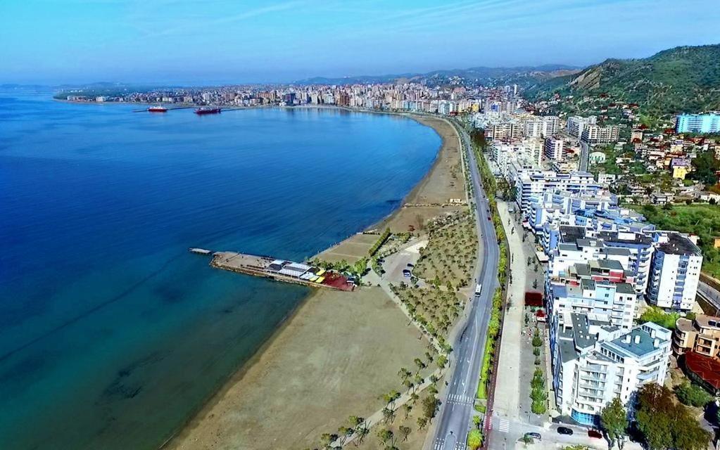 Jordan'S Hotel Вльора Екстер'єр фото